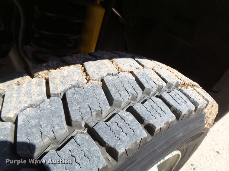 image for item GC9013 2013 Ford F450 Super Duty SuperCab utility truck with crane