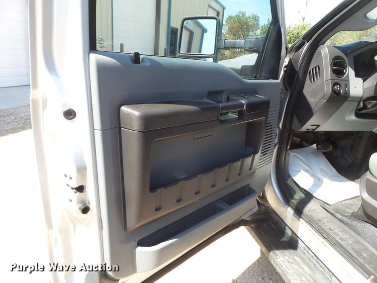 image for item GC9013 2013 Ford F450 Super Duty SuperCab utility truck with crane