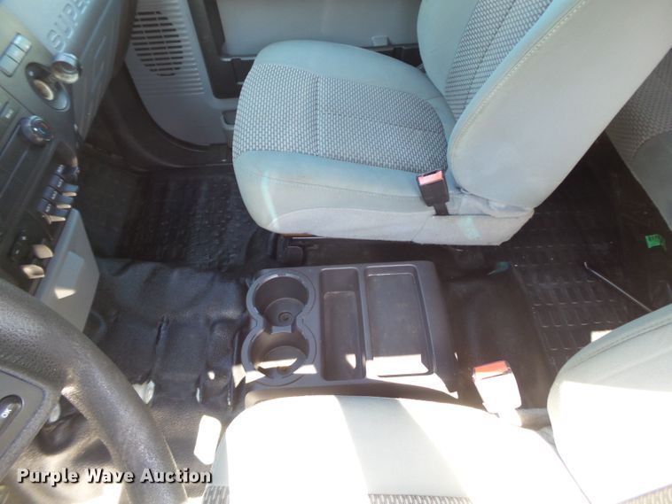 image for item GC9013 2013 Ford F450 Super Duty SuperCab utility truck with crane