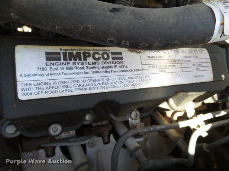 image for item GC9014 Tennant 7400 floor scrubber