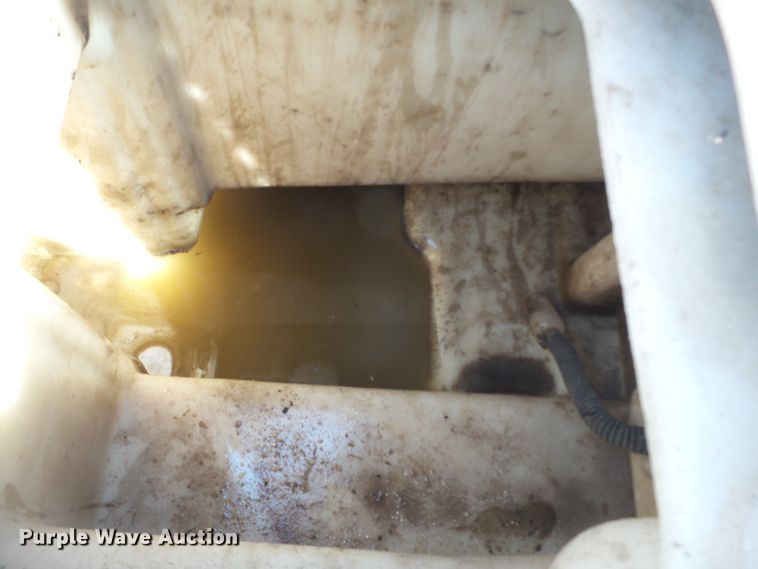 image for item GC9014 Tennant 7400 floor scrubber