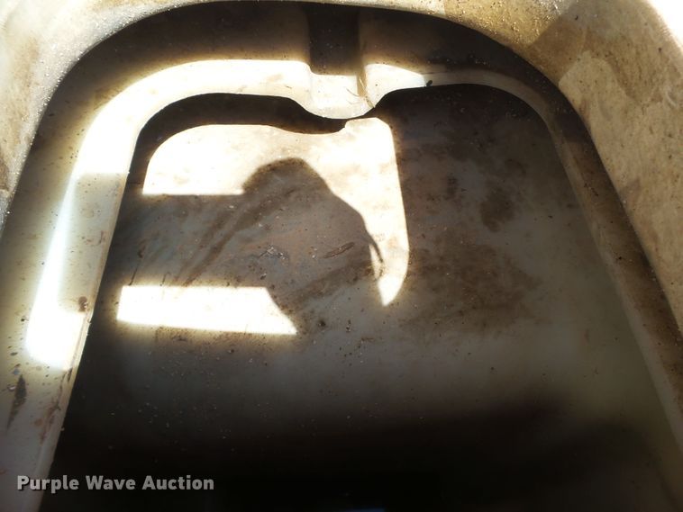 image for item GC9014 Tennant 7400 floor scrubber