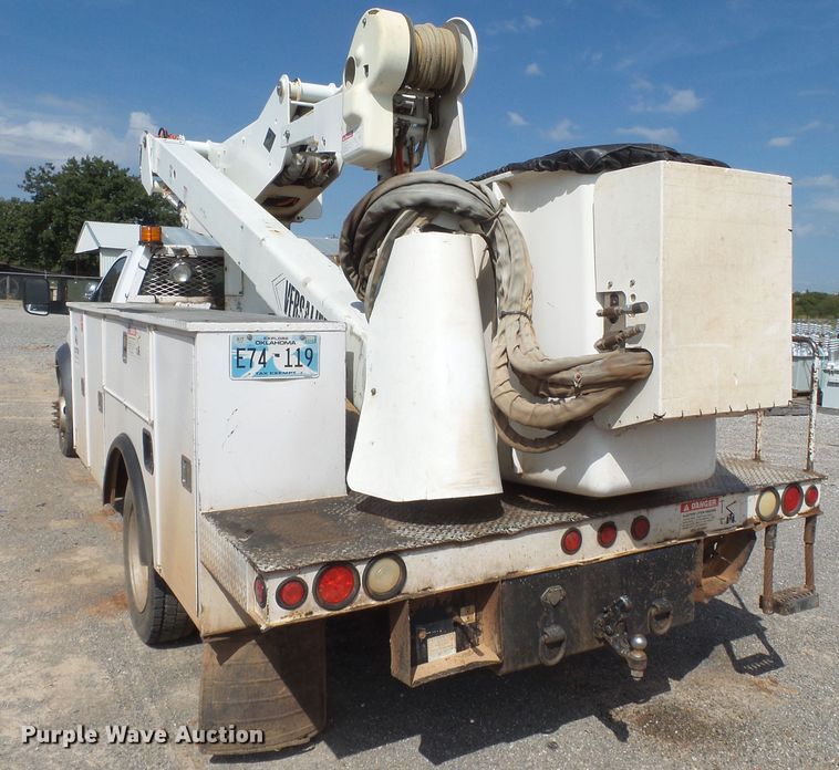 image for item GC9026 2011 Dodge Ram 5500 bucket truck
