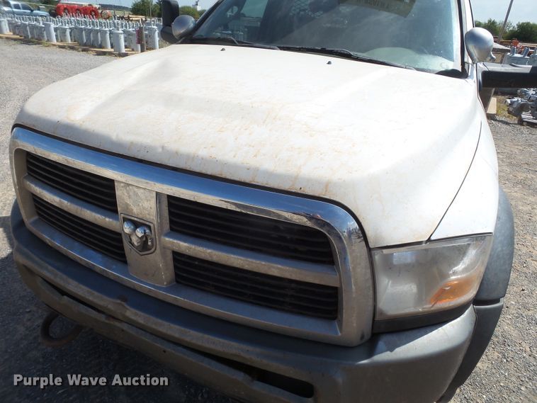 image for item GC9026 2011 Dodge Ram 5500 bucket truck