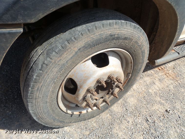 image for item GC9026 2011 Dodge Ram 5500 bucket truck