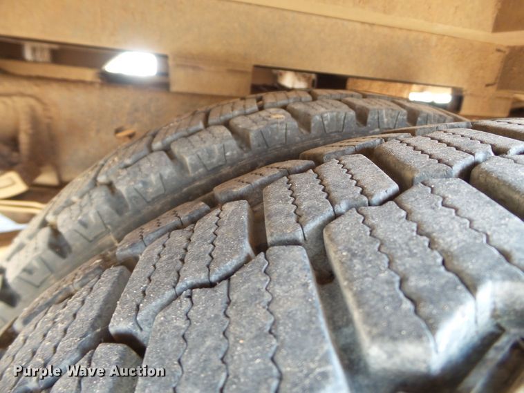 image for item GC9026 2011 Dodge Ram 5500 bucket truck