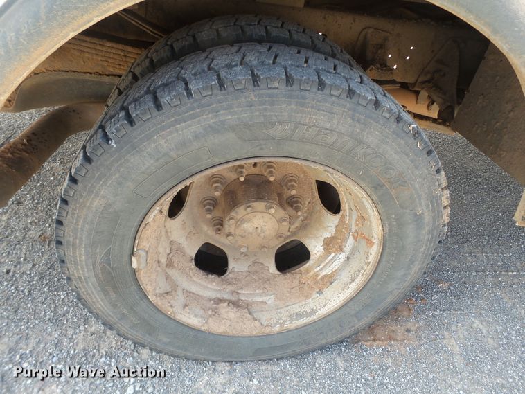 image for item GC9026 2011 Dodge Ram 5500 bucket truck