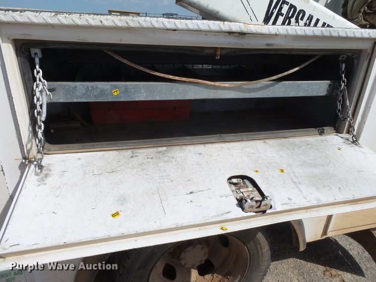 image for item GC9026 2011 Dodge Ram 5500 bucket truck