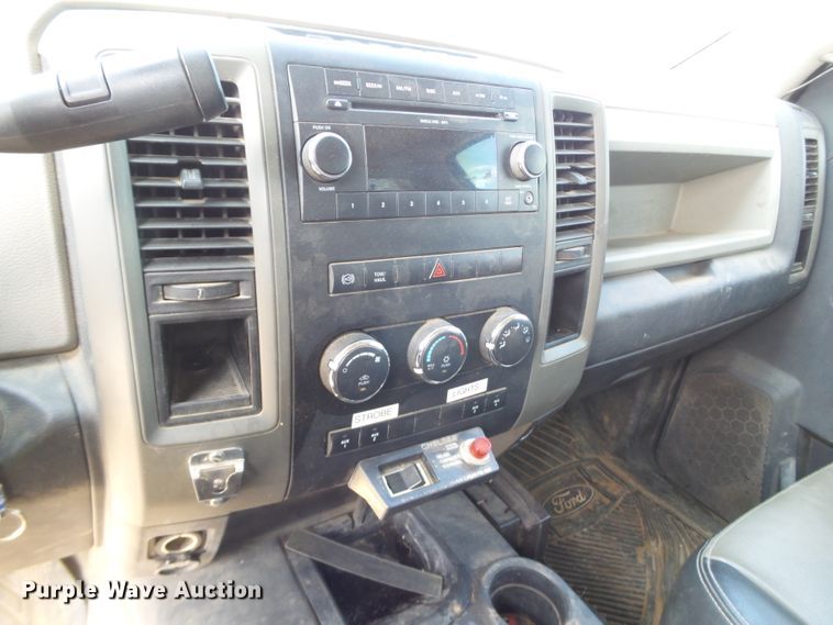 image for item GC9026 2011 Dodge Ram 5500 bucket truck