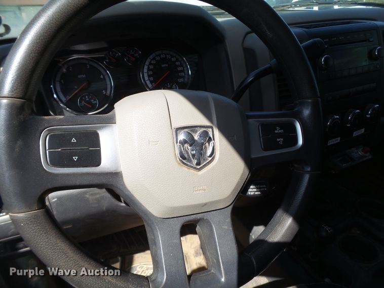 image for item GC9026 2011 Dodge Ram 5500 bucket truck