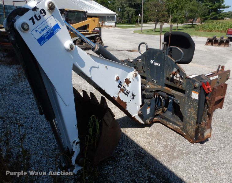 image for item GC9250 Bobcat 709FDS skid steer backhoe