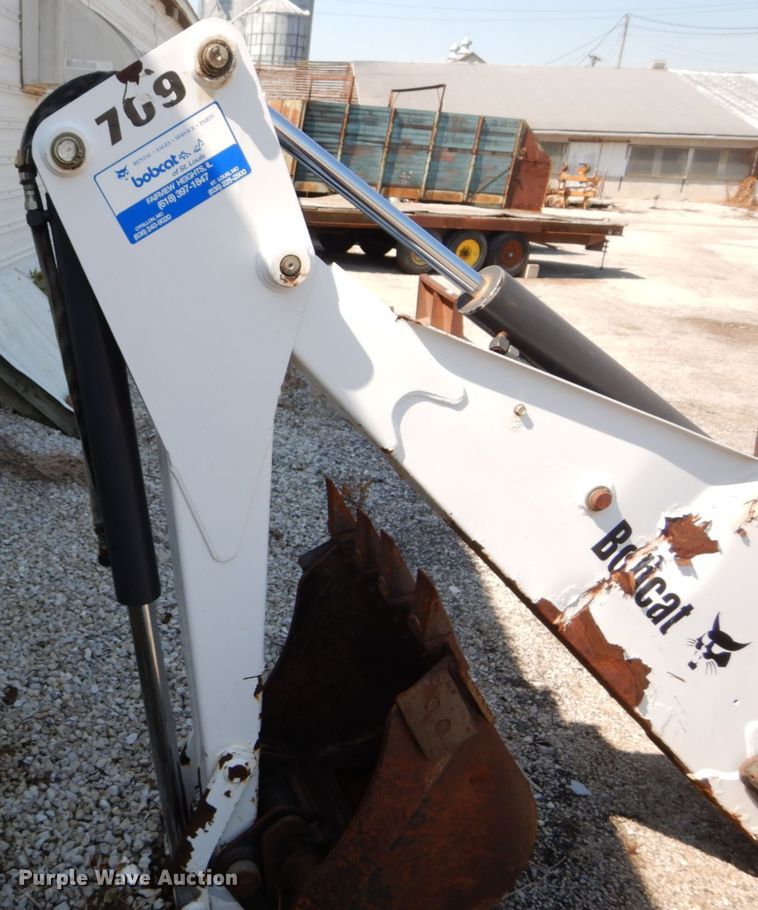 image for item GC9250 Bobcat 709FDS skid steer backhoe