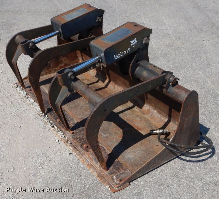 image for item GC9252 66 Industrial Grapple bucket