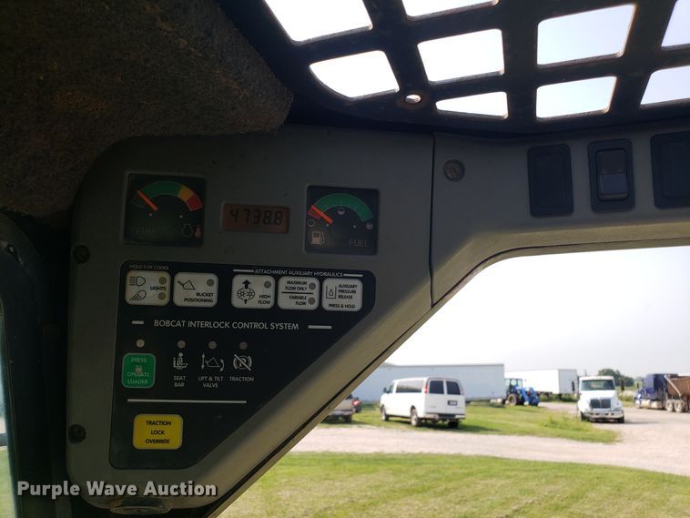 image for item GF9259 Bobcat S185 skid steer