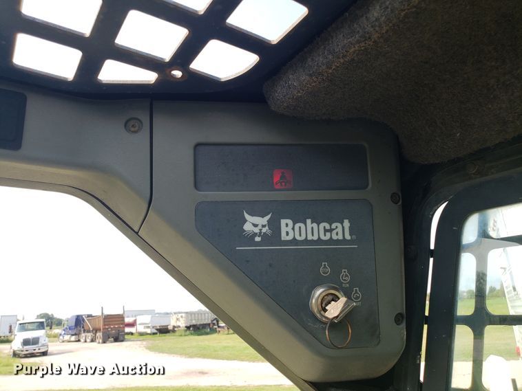 image for item GF9259 Bobcat S185 skid steer