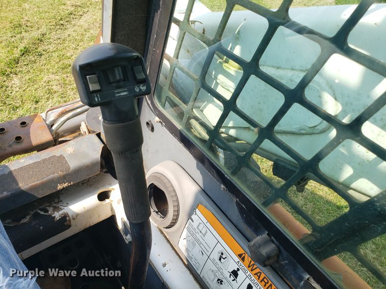 image for item GF9259 Bobcat S185 skid steer