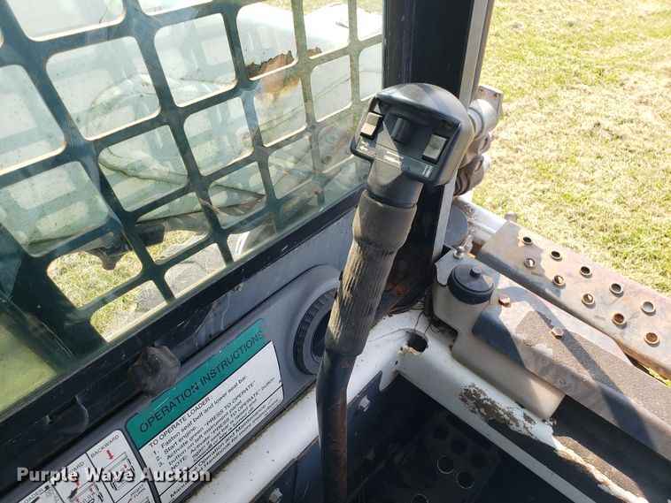 image for item GF9259 Bobcat S185 skid steer