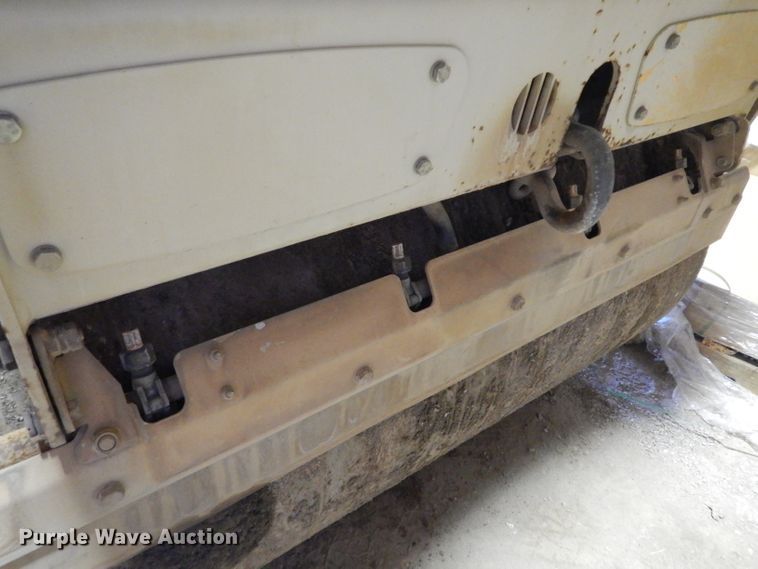 image for item GG9129 Ingersoll Rand DD-24 double drum vibratory roller