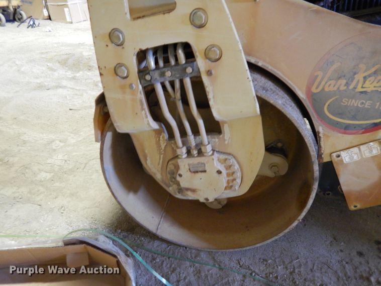 image for item GG9129 Ingersoll Rand DD-24 double drum vibratory roller