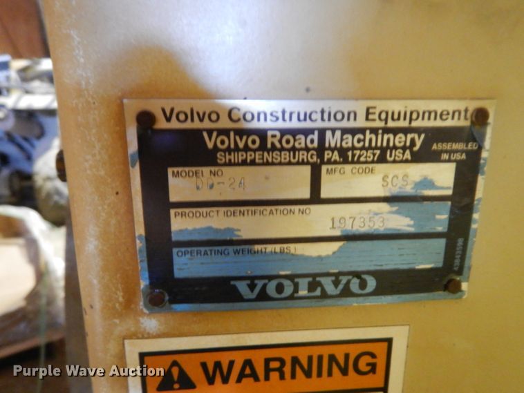 image for item GG9129 Ingersoll Rand DD-24 double drum vibratory roller