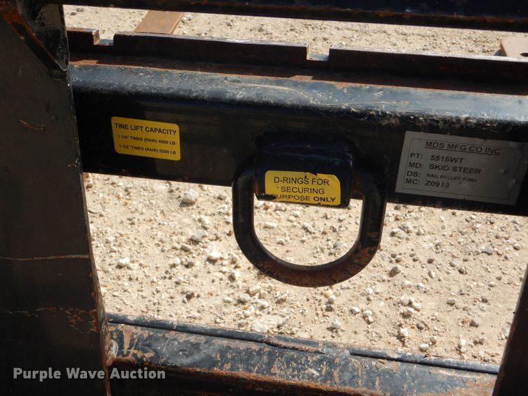 image for item GH9595 MDS skid steer pallet forks