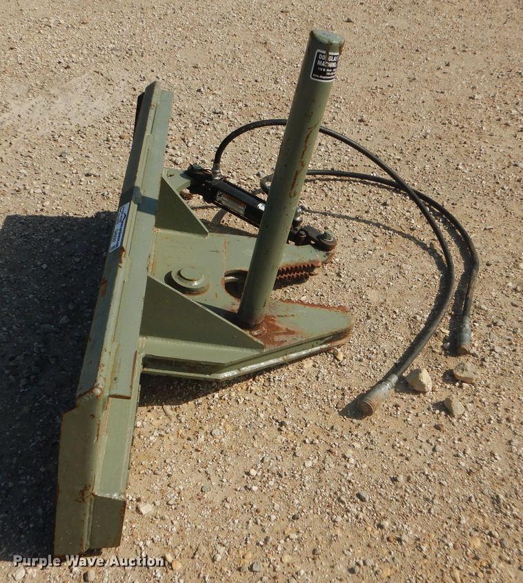 image for item GH9597 DWM skid steer post puller