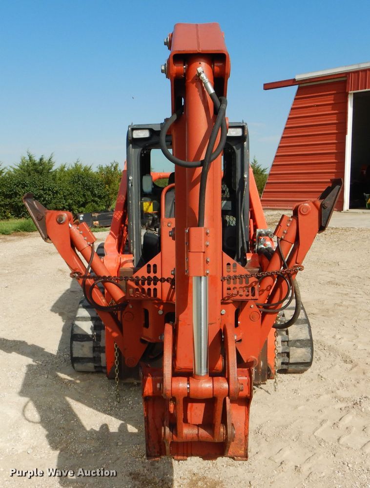 image for item GH9598 Ditch Witch A420 backhoe attachment