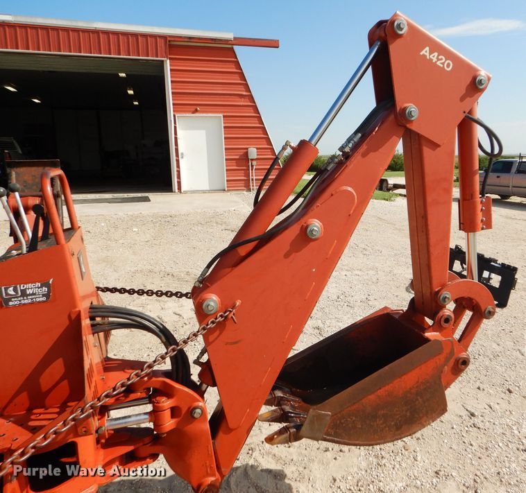 image for item GH9598 Ditch Witch A420 backhoe attachment