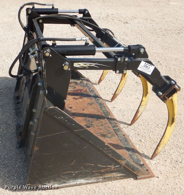 image for item GH9599 MDS skid steer grapple bucket