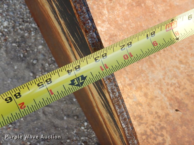 image for item GH9600 John Deere T84 low profile skid steer bucket