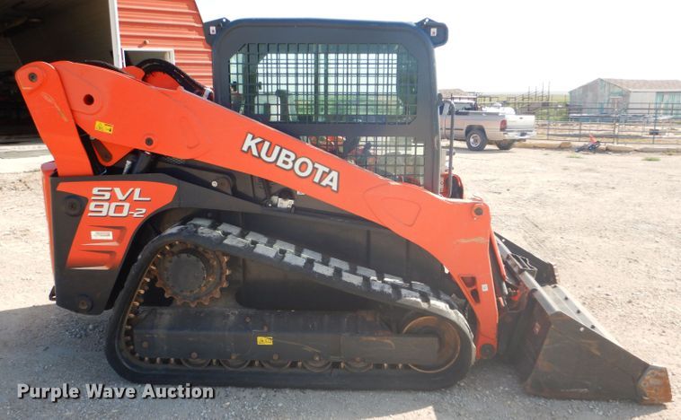 image for item GH9601 2015 Kubota SVL90-2 skid steer