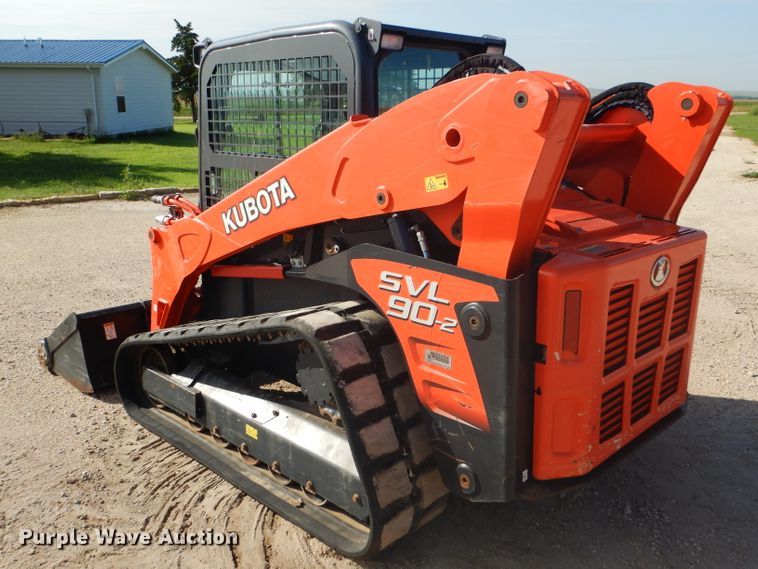 image for item GH9601 2015 Kubota SVL90-2 skid steer
