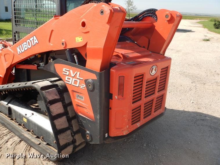 image for item GH9601 2015 Kubota SVL90-2 skid steer