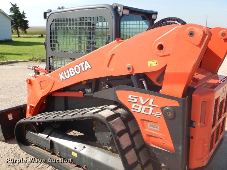 image for item GH9601 2015 Kubota SVL90-2 skid steer