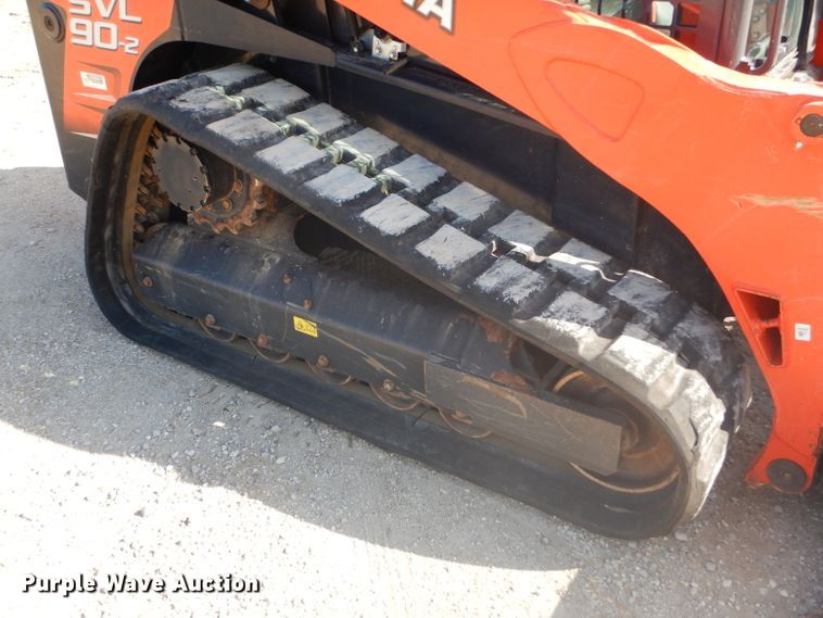 image for item GH9601 2015 Kubota SVL90-2 skid steer
