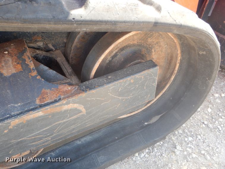 image for item GH9601 2015 Kubota SVL90-2 skid steer