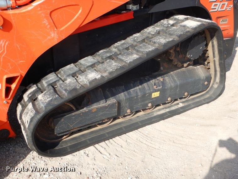 image for item GH9601 2015 Kubota SVL90-2 skid steer