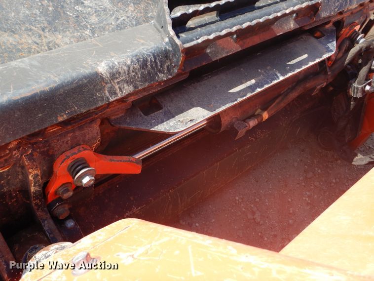 image for item GH9601 2015 Kubota SVL90-2 skid steer