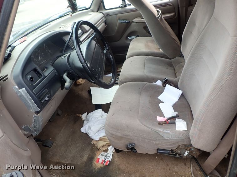 image for item DB7733 1996 Ford F150 SuperCab pickup truck