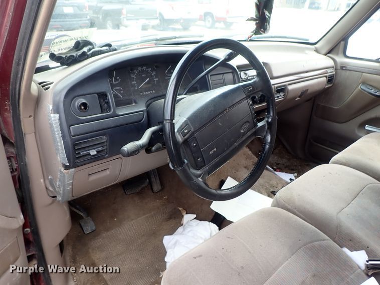 image for item DB7733 1996 Ford F150 SuperCab pickup truck