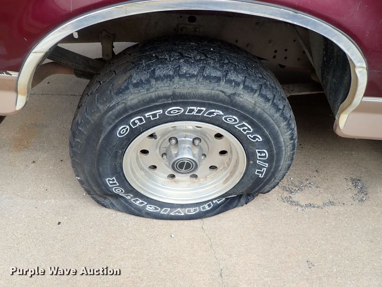 image for item DB7733 1996 Ford F150 SuperCab pickup truck