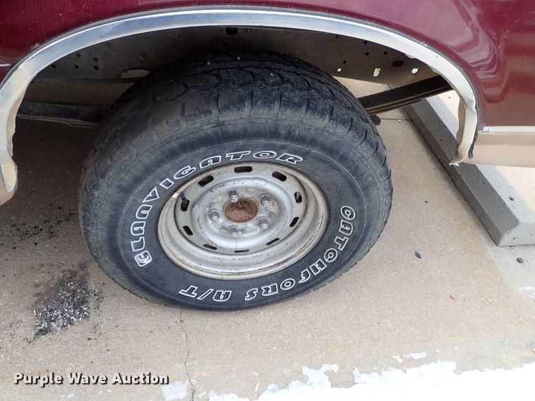 image for item DB7733 1996 Ford F150 SuperCab pickup truck