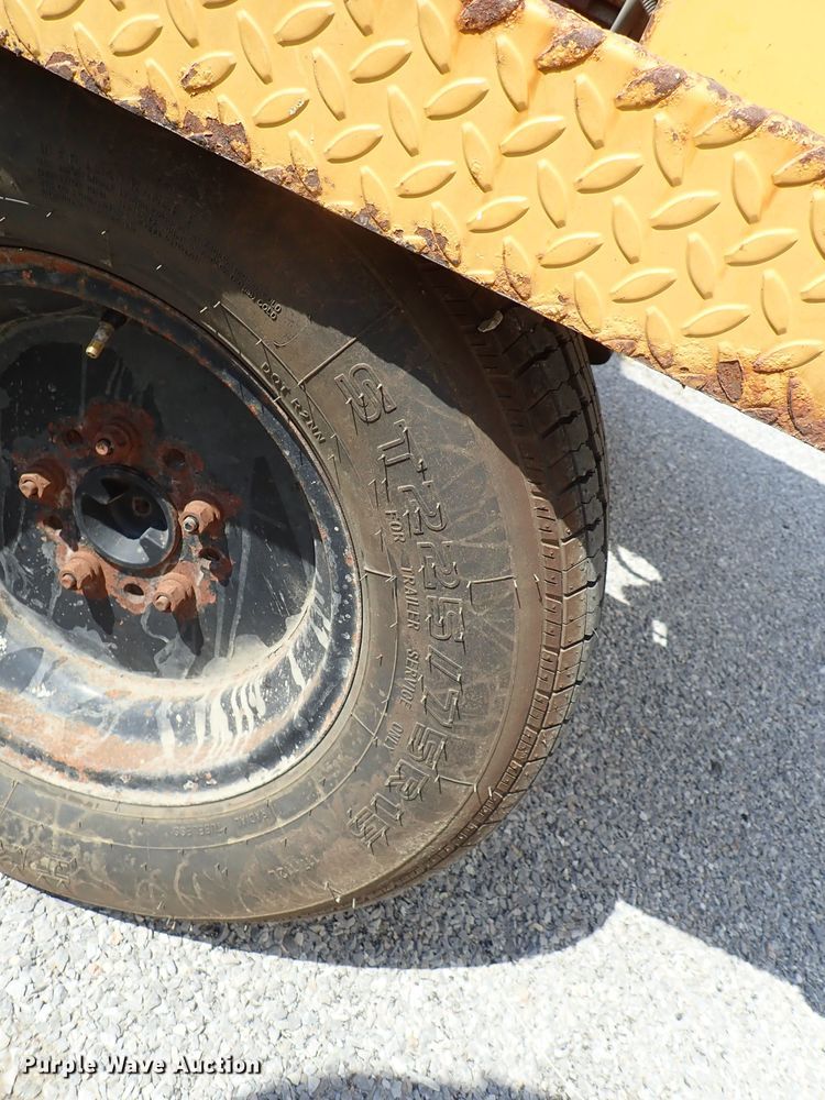 image for item DE1005 Rosco RB48 broom