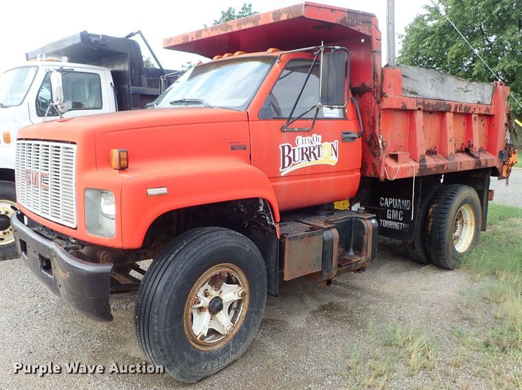 image for item DE1032 1990 GMC C7000 dump truck