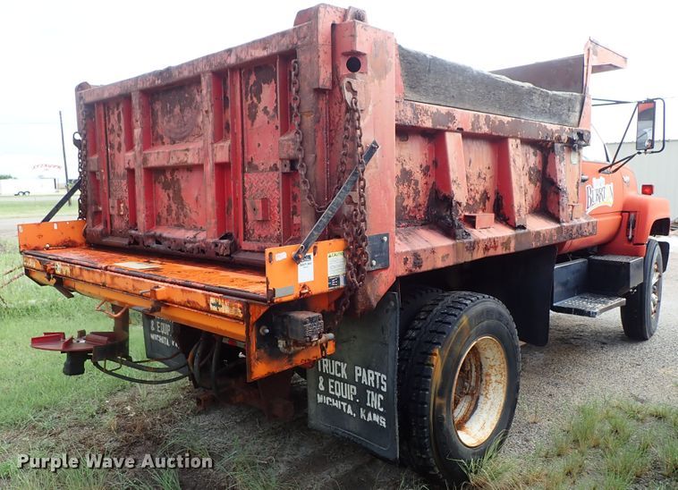 image for item DE1032 1990 GMC C7000 dump truck