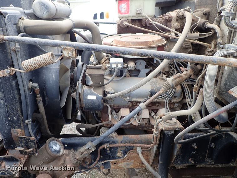 image for item DE1032 1990 GMC C7000 dump truck