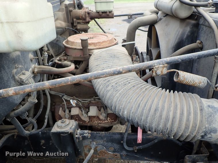 image for item DE1032 1990 GMC C7000 dump truck