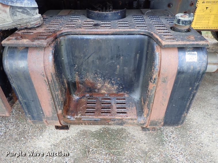 image for item DE1032 1990 GMC C7000 dump truck