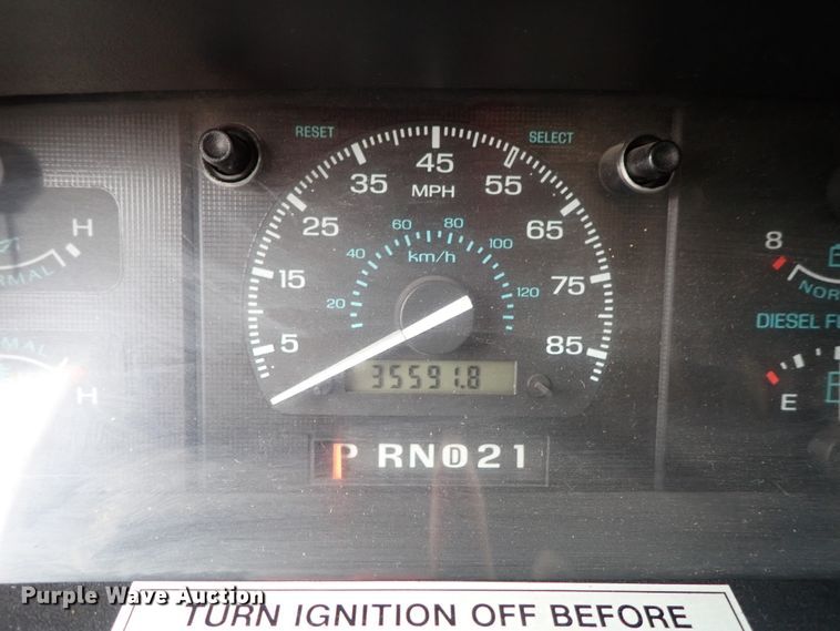 image for item DE1033 1993 Ford Econoline E350 ambulance