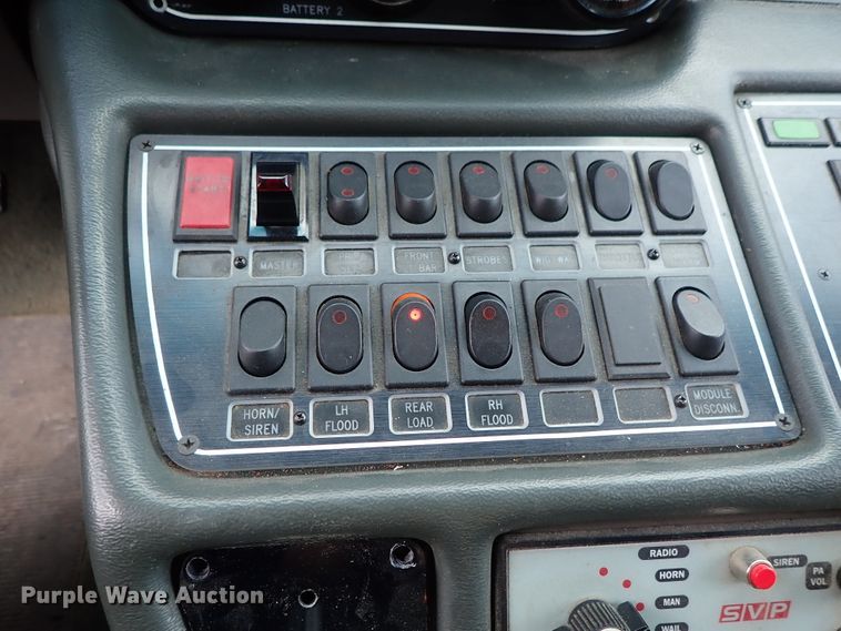 image for item DE1033 1993 Ford Econoline E350 ambulance